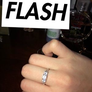 sterling silver 3-diamond ring